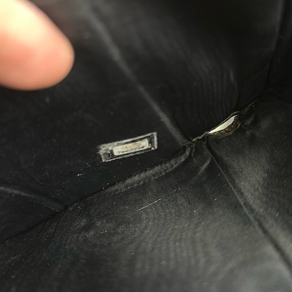 ❌ SOLD ❌ Chanel - Black Caviar Timeless CC Wallet - Picture 10 of 12